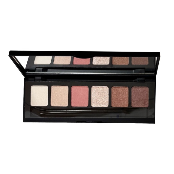 Stila Other - NEW - Play On Me My Eyeshadow Palette in SWEET w Brush & Mirror -Japanese Beauty